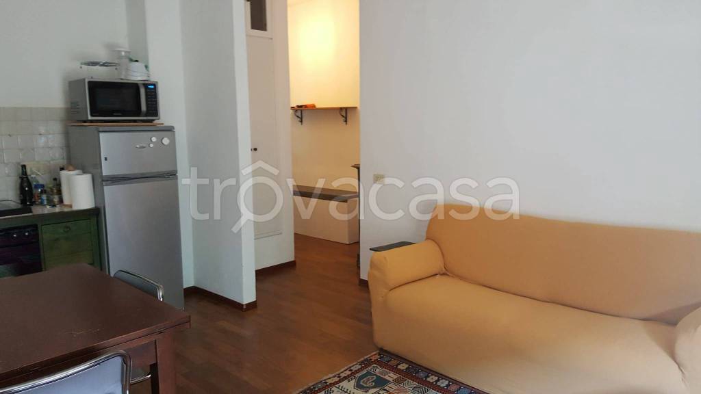 appartamento in vendita a Milano in zona Gorla