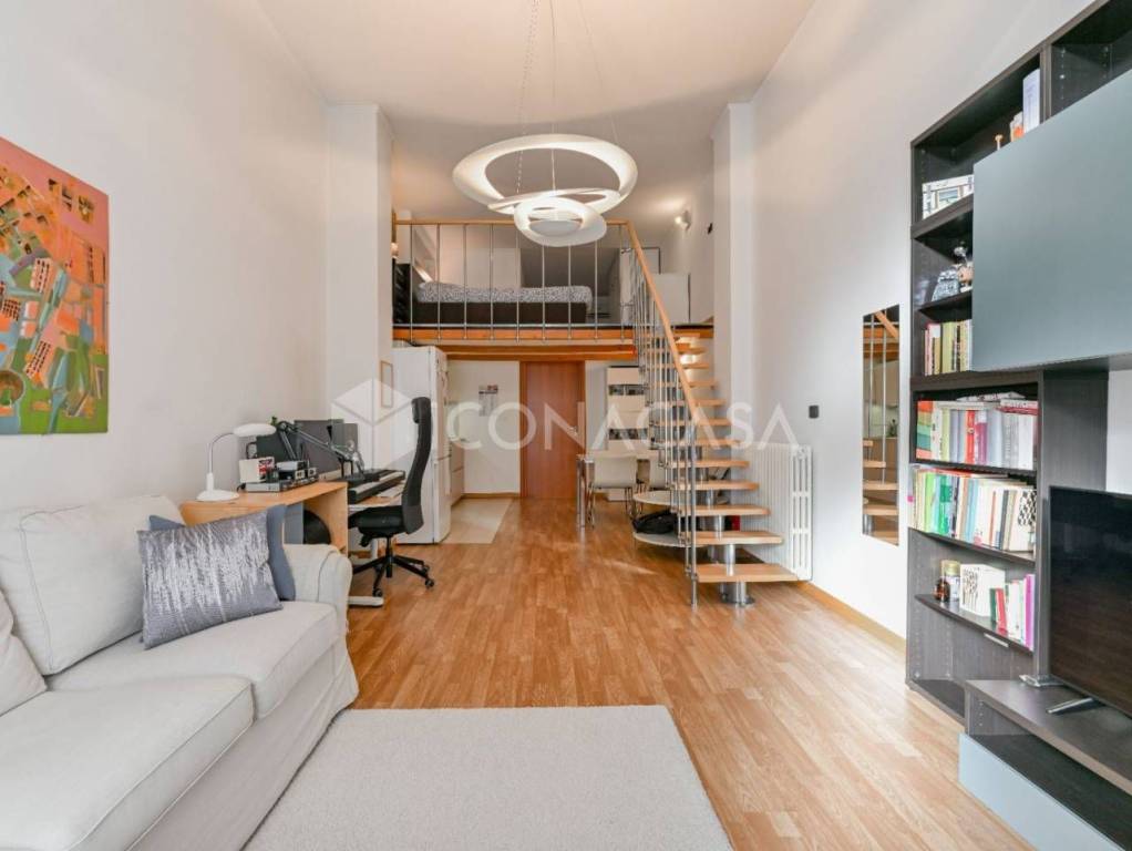 appartamento in vendita a Milano in zona Città Studi