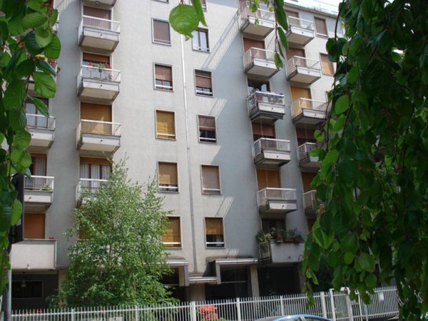 appartamento in vendita a Milano in zona Porta Vittoria