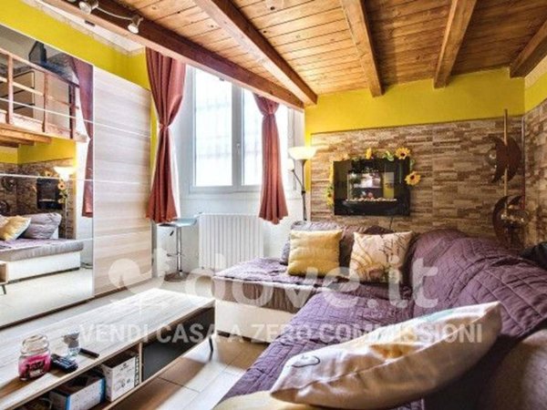 appartamento in vendita a Milano in zona Dergano