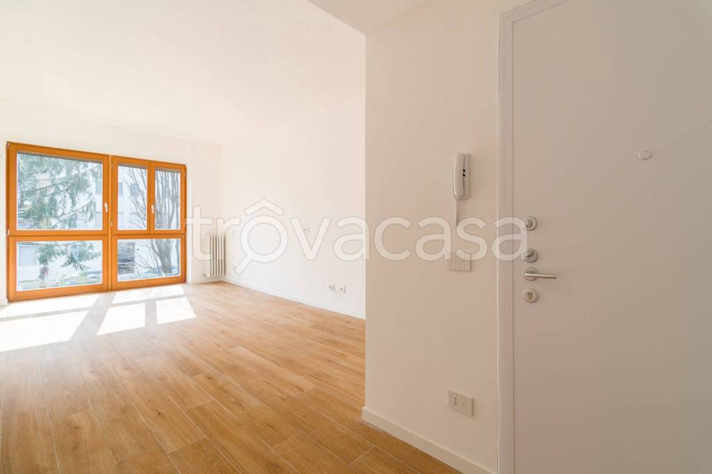 appartamento in vendita a Milano in zona Sempione