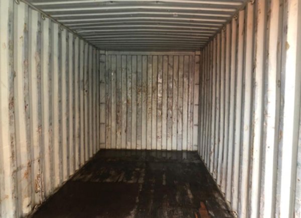 locale di sgombero in vendita a Milano in zona Affori