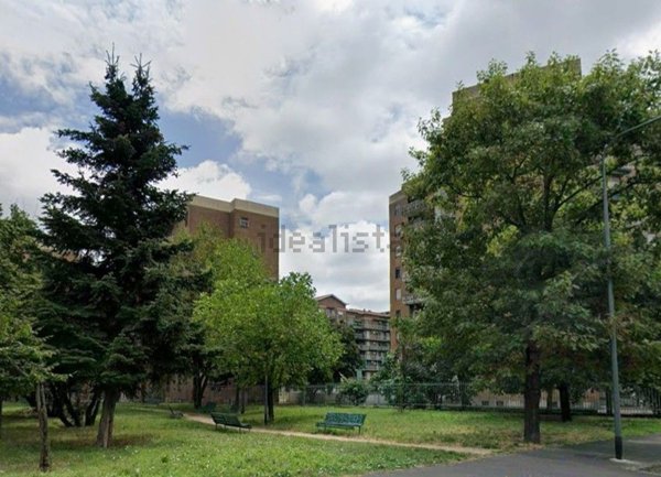 appartamento in vendita a Milano in zona Porta Vittoria