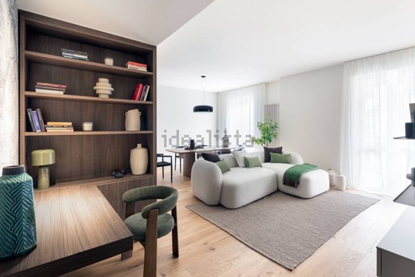appartamento in vendita a Milano in zona Città Studi