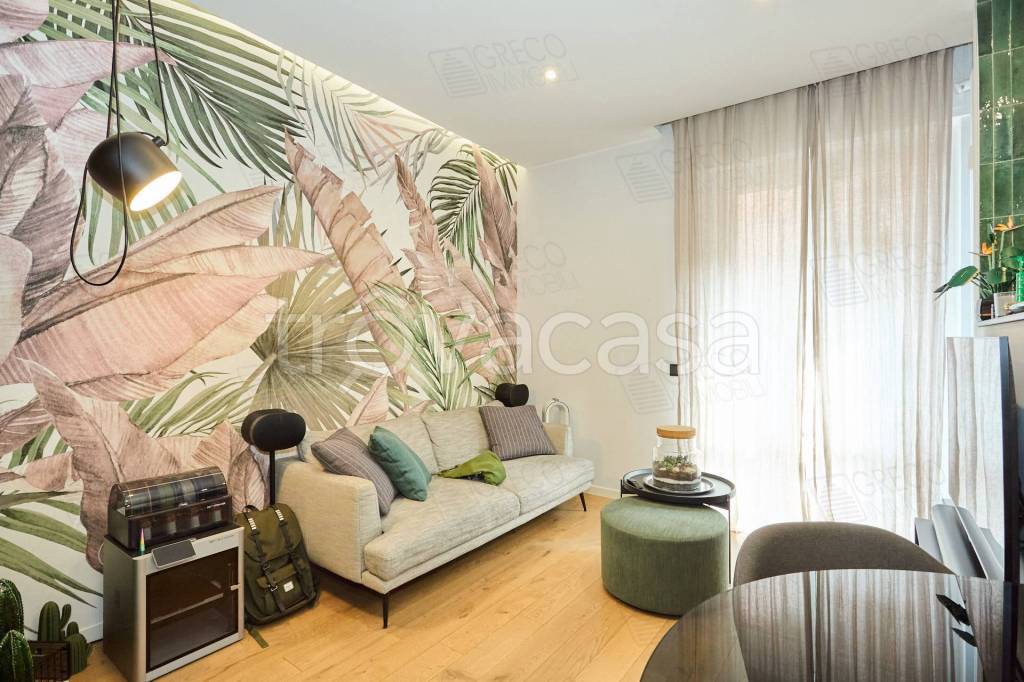 appartamento in vendita a Milano in zona Cascina dei Pomi