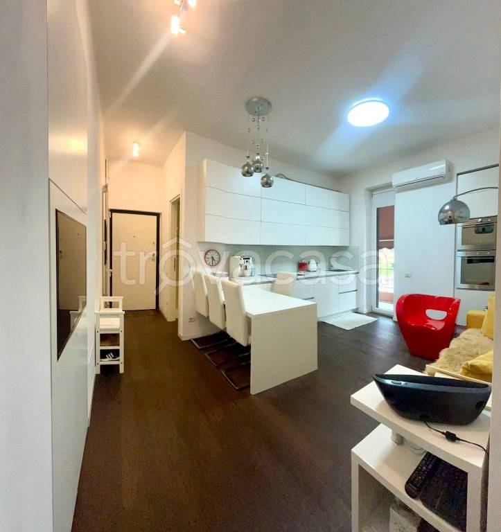appartamento in vendita a Milano in zona Forlanini