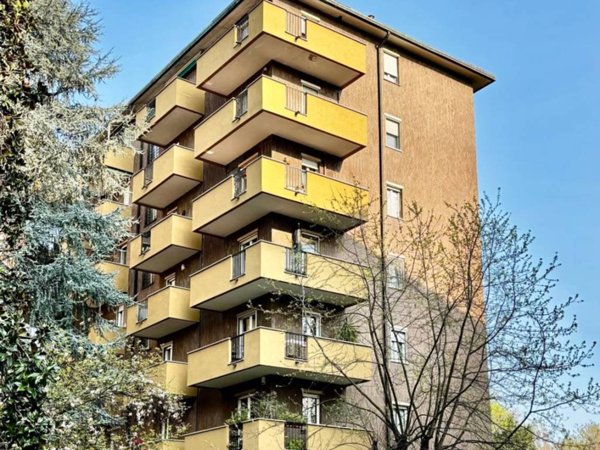 appartamento in vendita a Milano in zona Niguarda