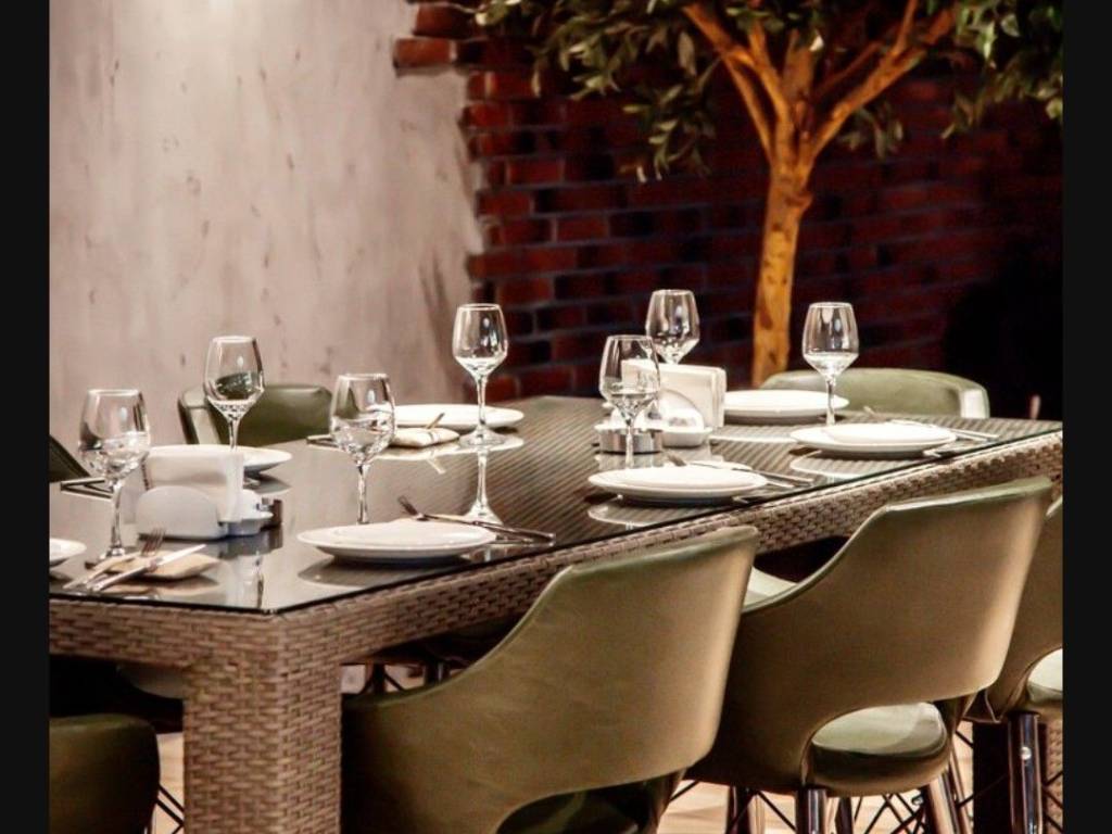 negozio in vendita a Milano in zona Bocconi