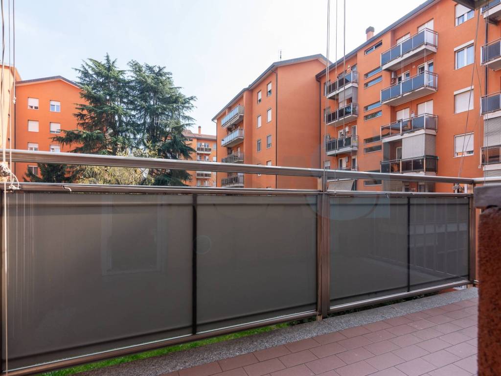 appartamento in vendita a Milano in zona Forlanini