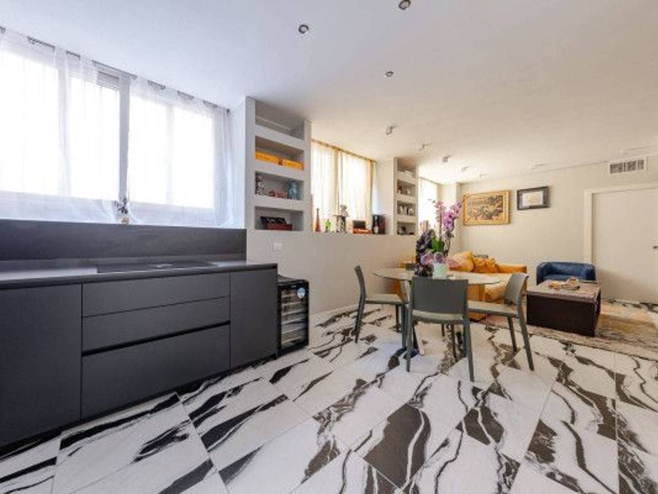 appartamento in vendita a Milano in zona Solari