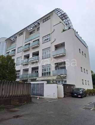 appartamento in vendita a Milano in zona Niguarda