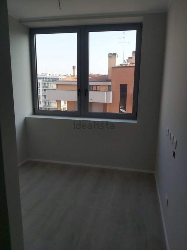 appartamento in vendita a Milano in zona Vigentino