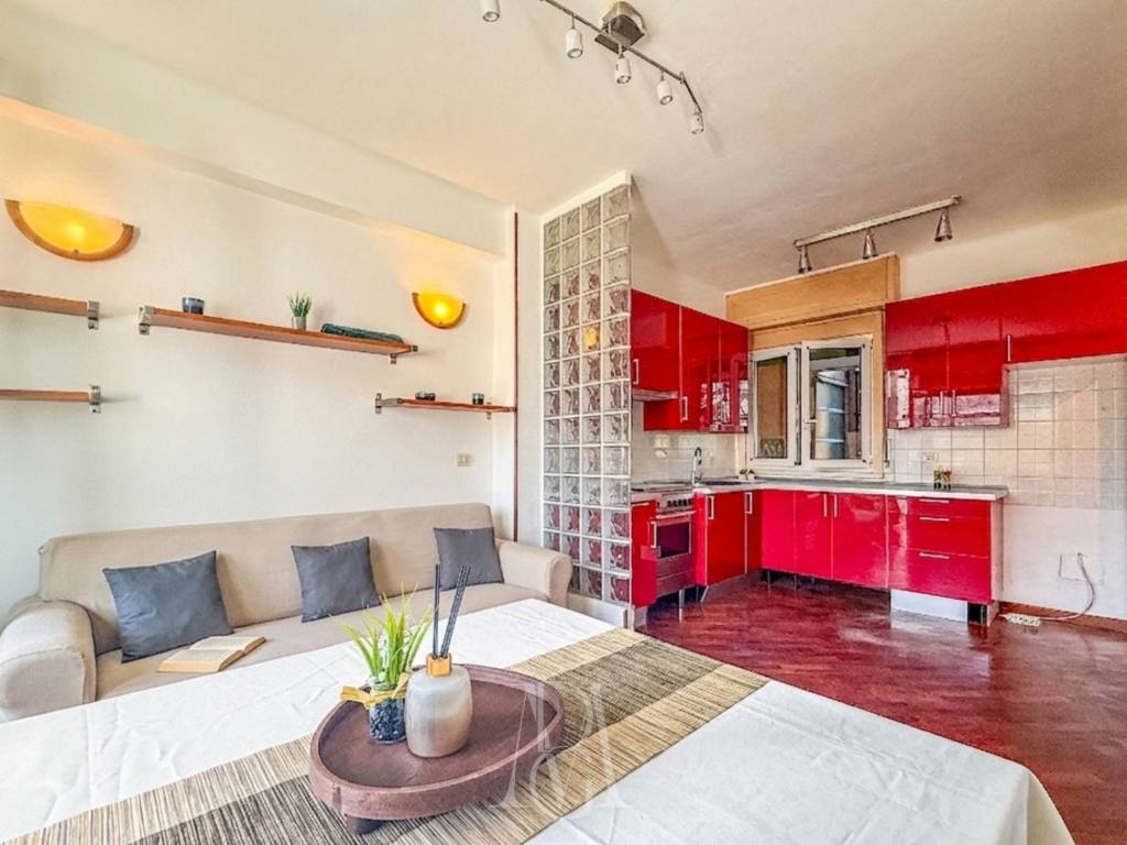 appartamento in vendita a Milano in zona QT8