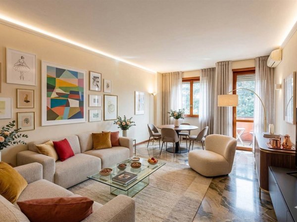 appartamento in vendita a Milano in zona Corvetto