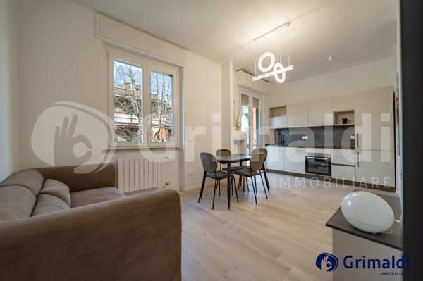 appartamento in vendita a Milano in zona Rembrandt