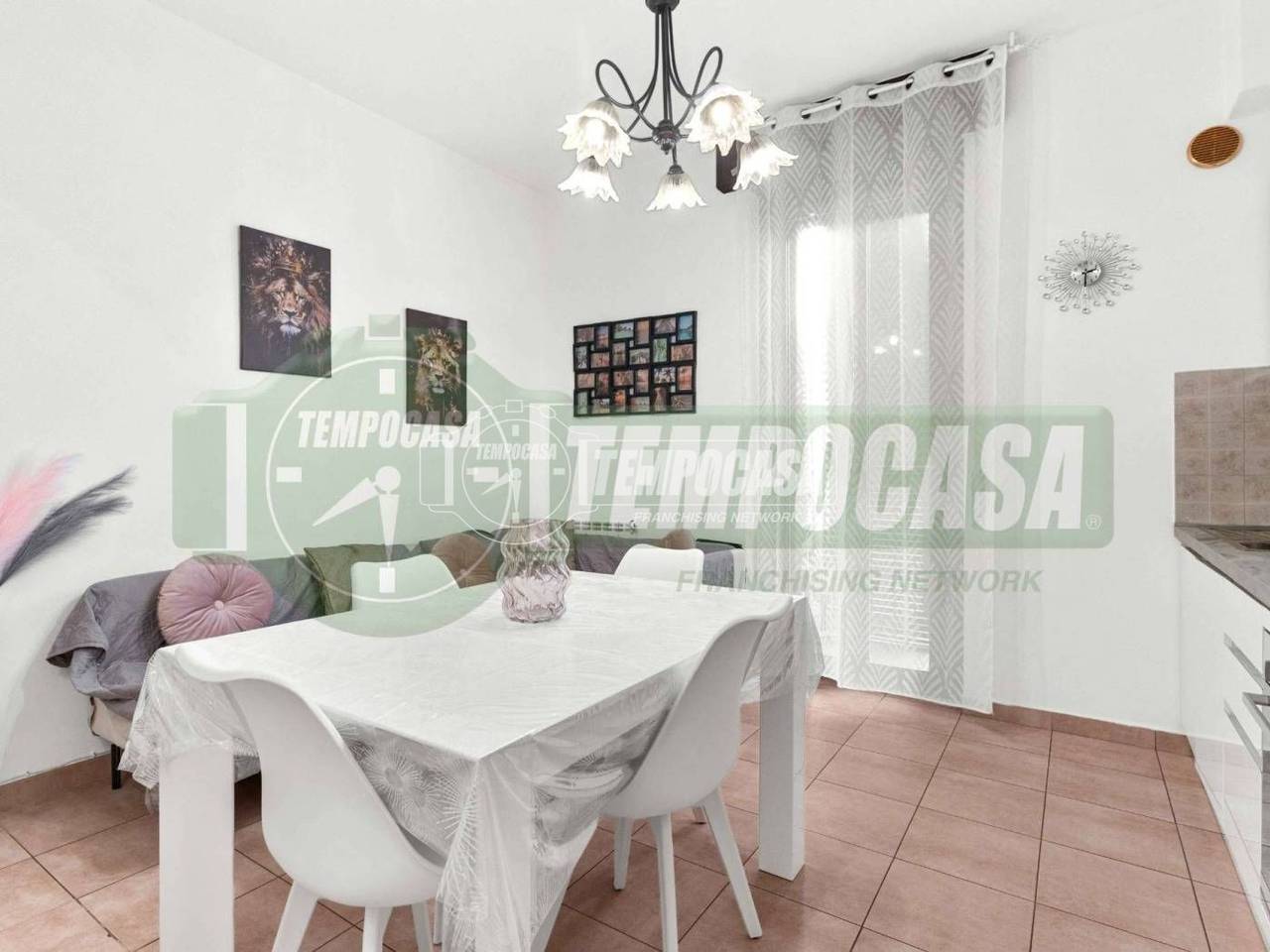 appartamento in vendita a Milano in zona Stadera