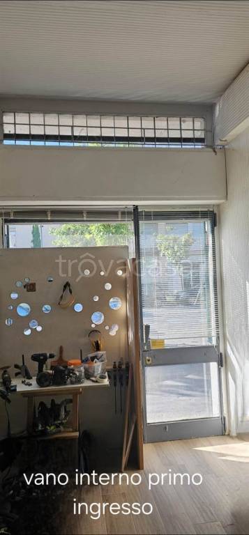 negozio in vendita a Milano in zona San Siro