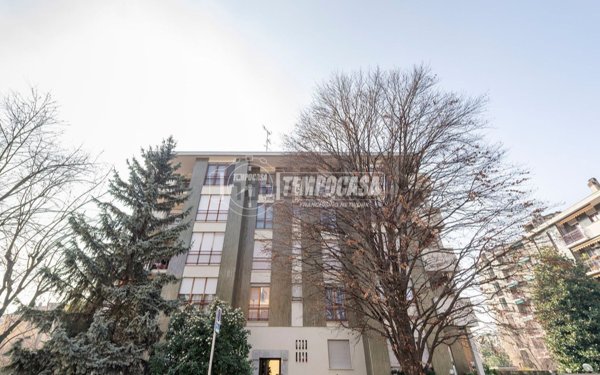 casa indipendente in vendita a Milano in zona Turro