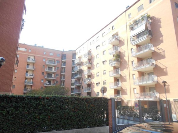 appartamento in vendita a Milano in zona Barona