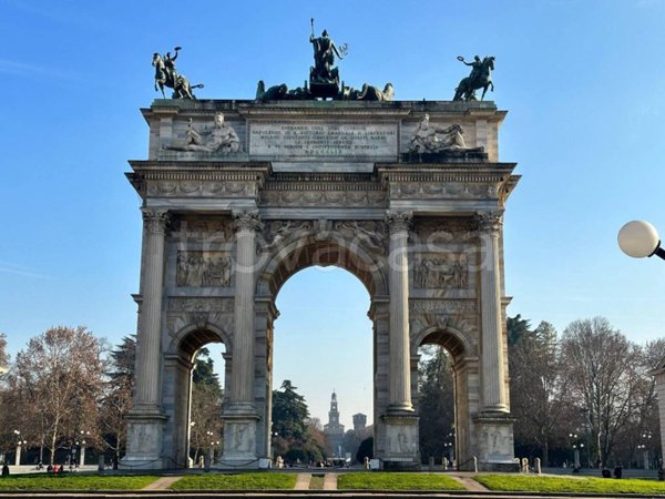 appartamento in vendita a Milano in zona Sempione
