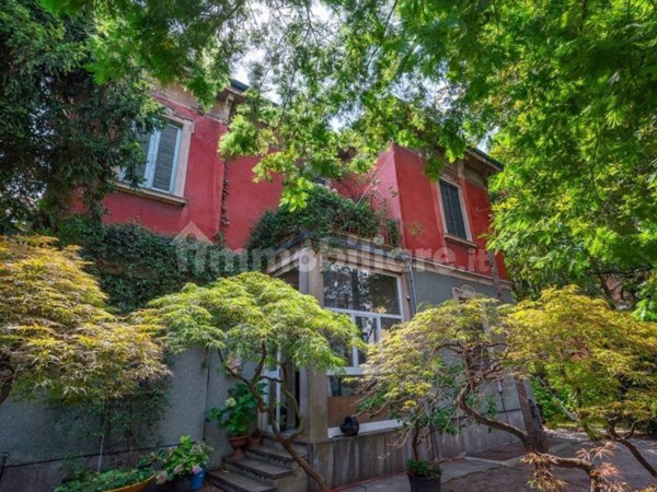 casa indipendente in vendita a Milano in zona Maggiolina