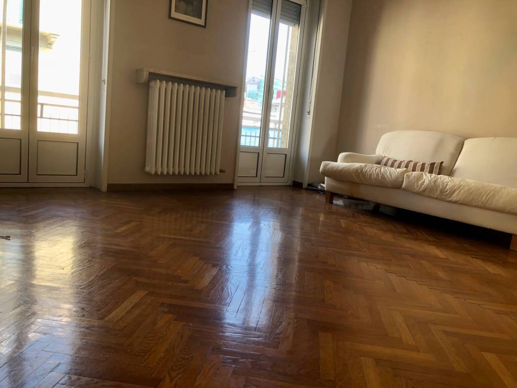 appartamento in vendita a Milano in zona Vigentino