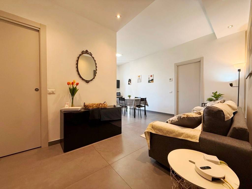 appartamento in vendita a Milano in zona Corvetto