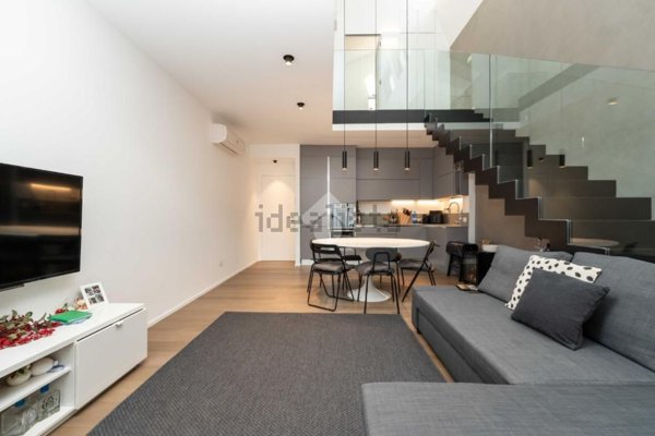 appartamento in vendita a Milano in zona Vigentino