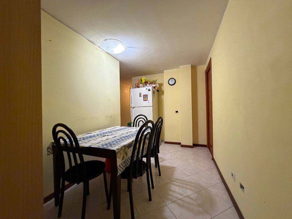 appartamento in vendita a Milano in zona Rogoredo