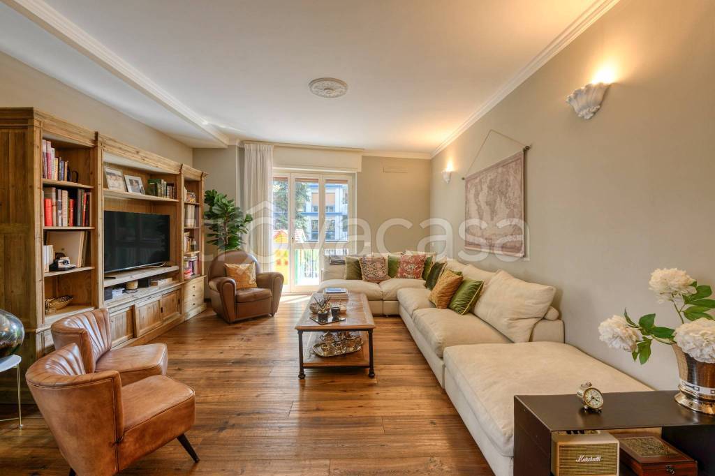 appartamento in vendita a Milano in zona Isola