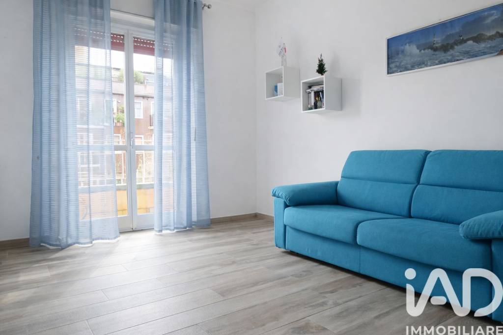 appartamento in vendita a Milano in zona Famagosta