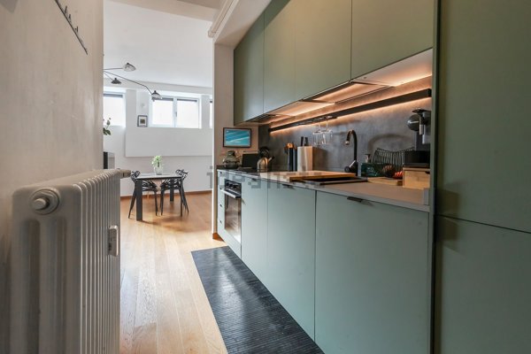 appartamento in vendita a Milano in zona Vigentino