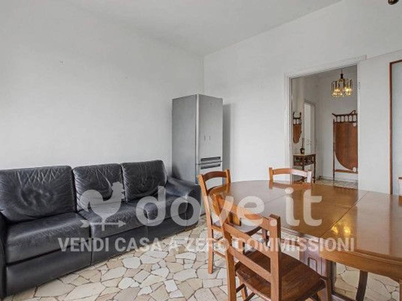 appartamento in vendita a Milano in zona Stadera