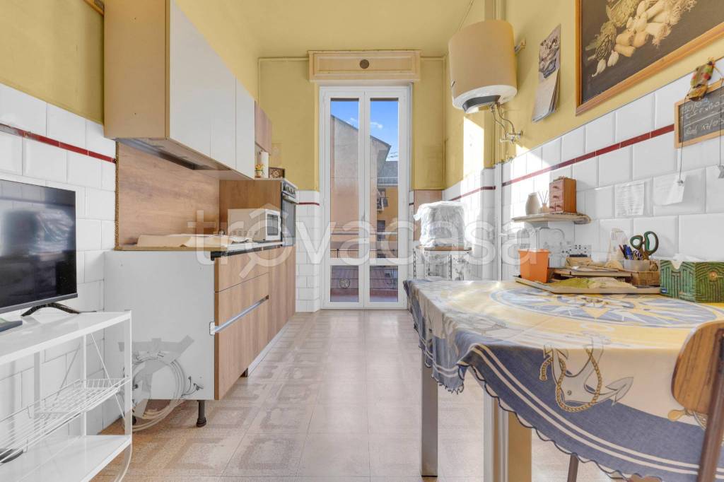 appartamento in vendita a Milano in zona Città Studi