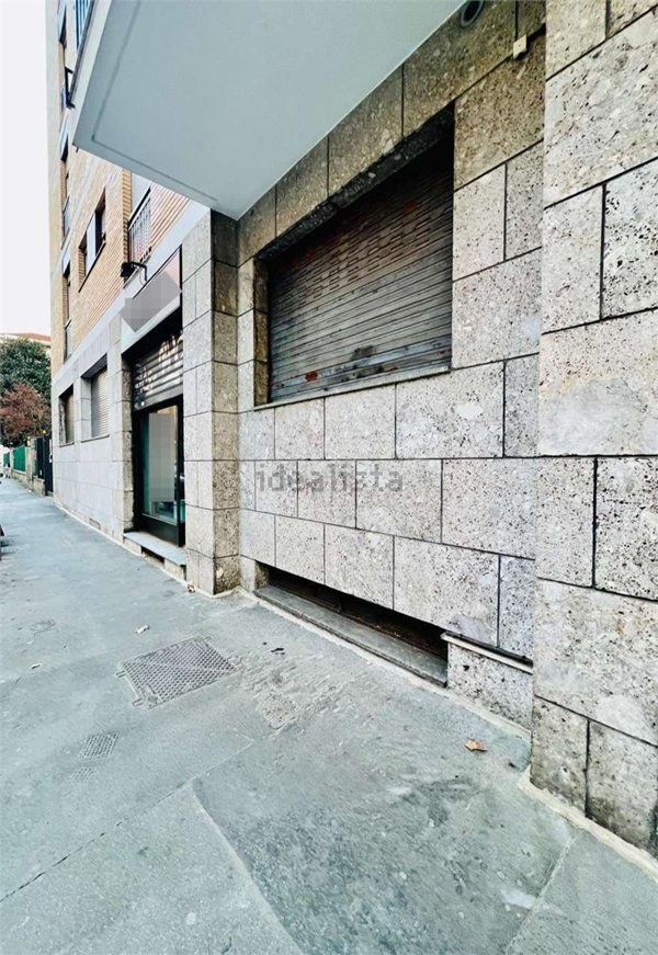 negozio in vendita a Milano