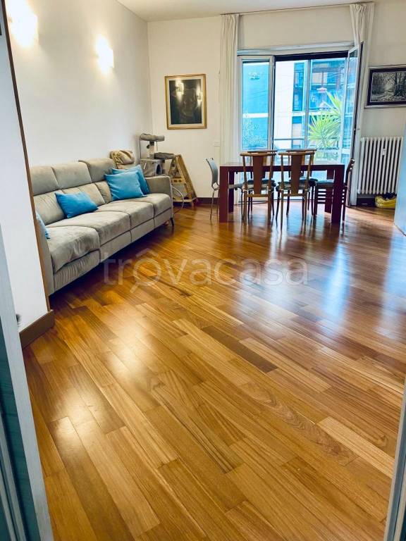 appartamento in vendita a Milano in zona Solari