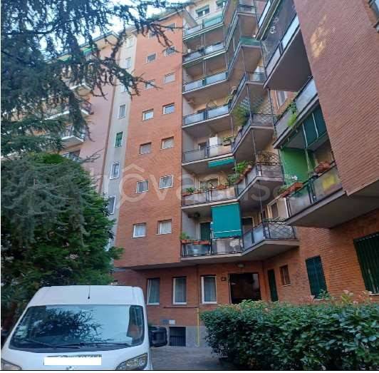 appartamento in vendita a Milano in zona Porta Venezia