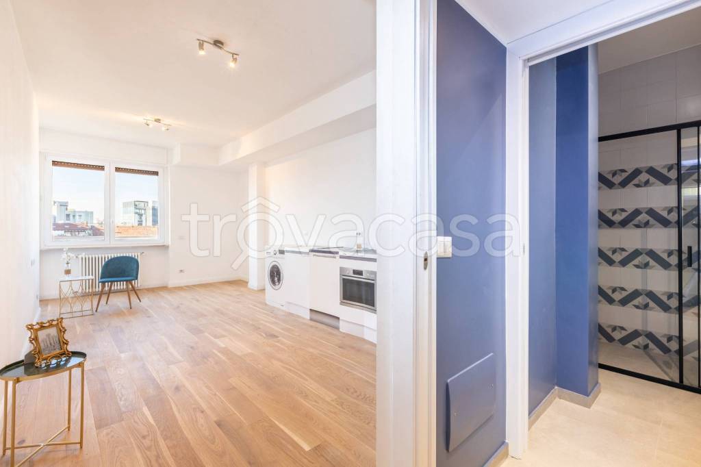 appartamento in vendita a Milano in zona Loreto