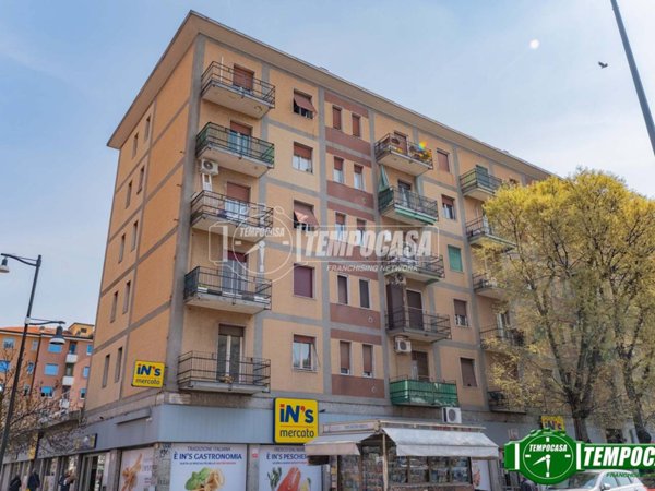 appartamento in vendita a Milano in zona Quarto Oggiaro