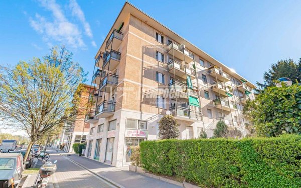 appartamento in vendita a Milano in zona Forlanini
