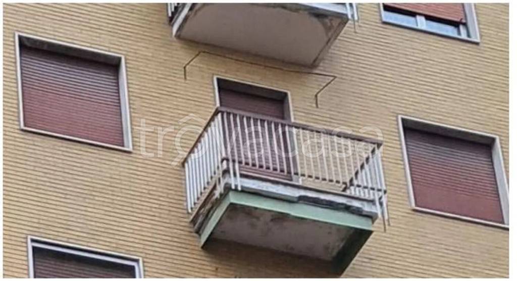 appartamento in vendita a Milano in zona Crescenzago