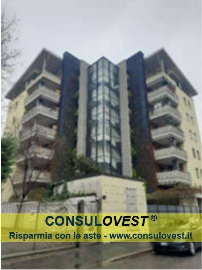 appartamento in vendita a Milano in zona Dergano