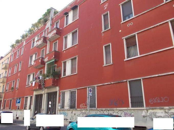 appartamento in vendita a Milano in zona Famagosta