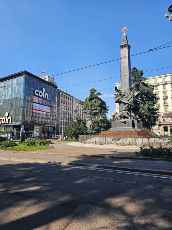 appartamento in vendita a Milano in zona Porta Vittoria