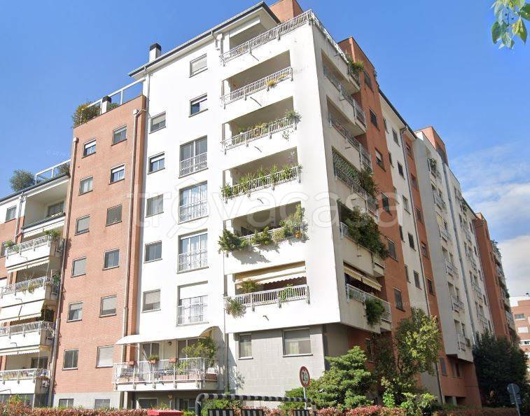 appartamento in vendita a Milano in zona Quarto Oggiaro