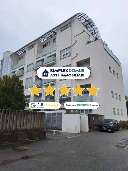 appartamento in vendita a Milano in zona Niguarda