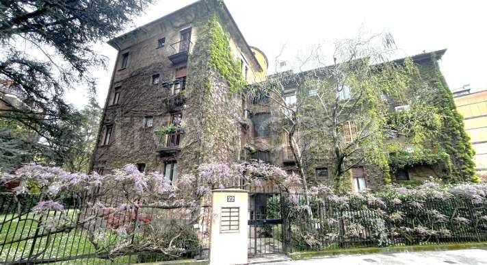appartamento in vendita a Milano in zona San Siro