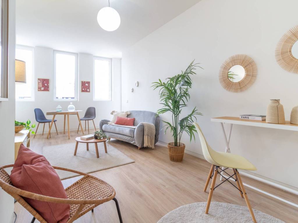 appartamento in vendita a Milano in zona Vigentino