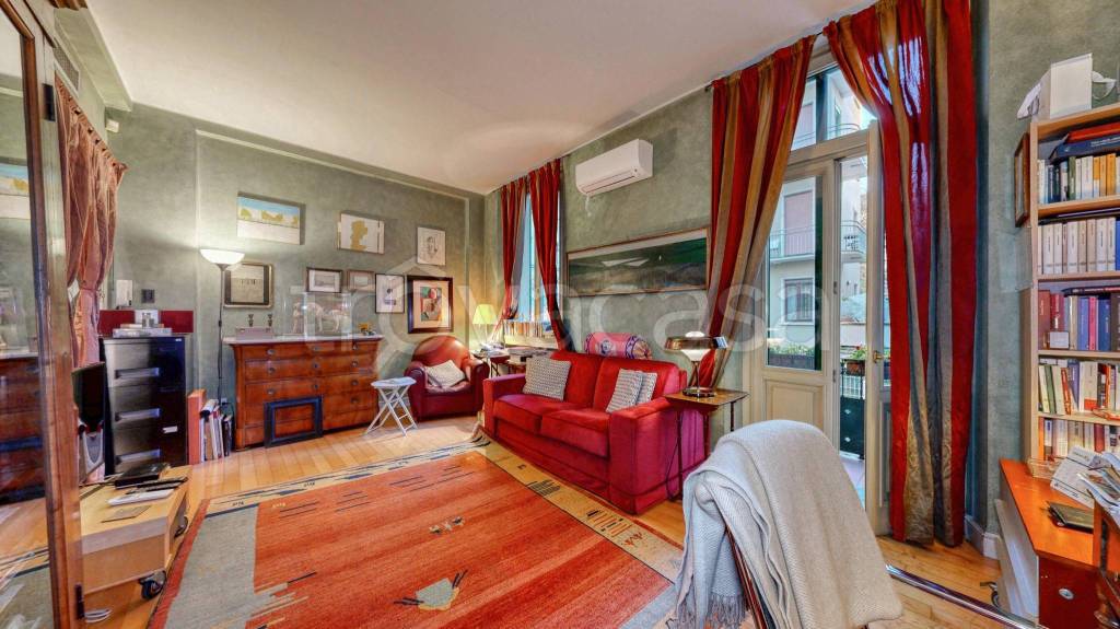 casa indipendente in vendita a Milano in zona Casoretto