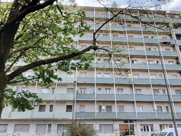 appartamento in vendita a Milano in zona Crescenzago